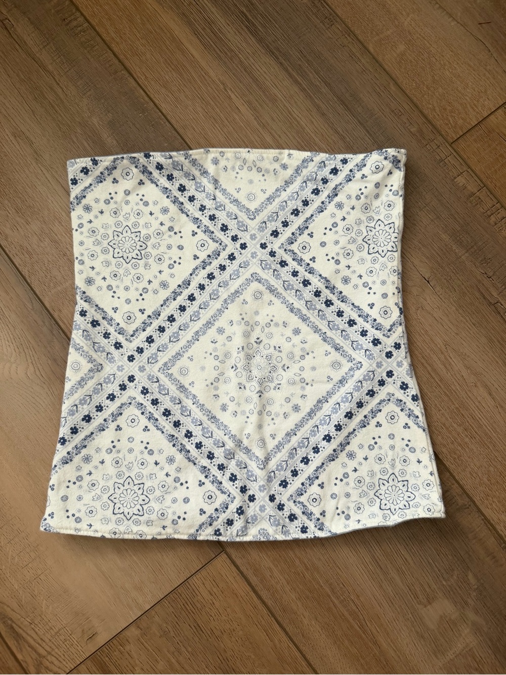 Hollister reversible tube top